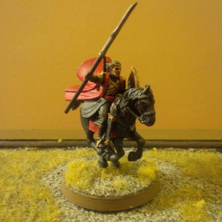Ñoldorian Captain in Heavy Armour, Mounted